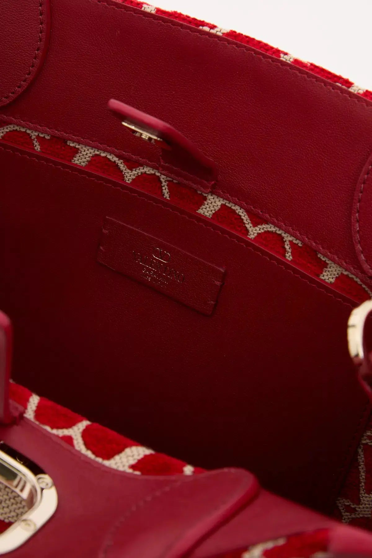 Valentino Medium Vlogo Signature Toile Iconographe Handbag