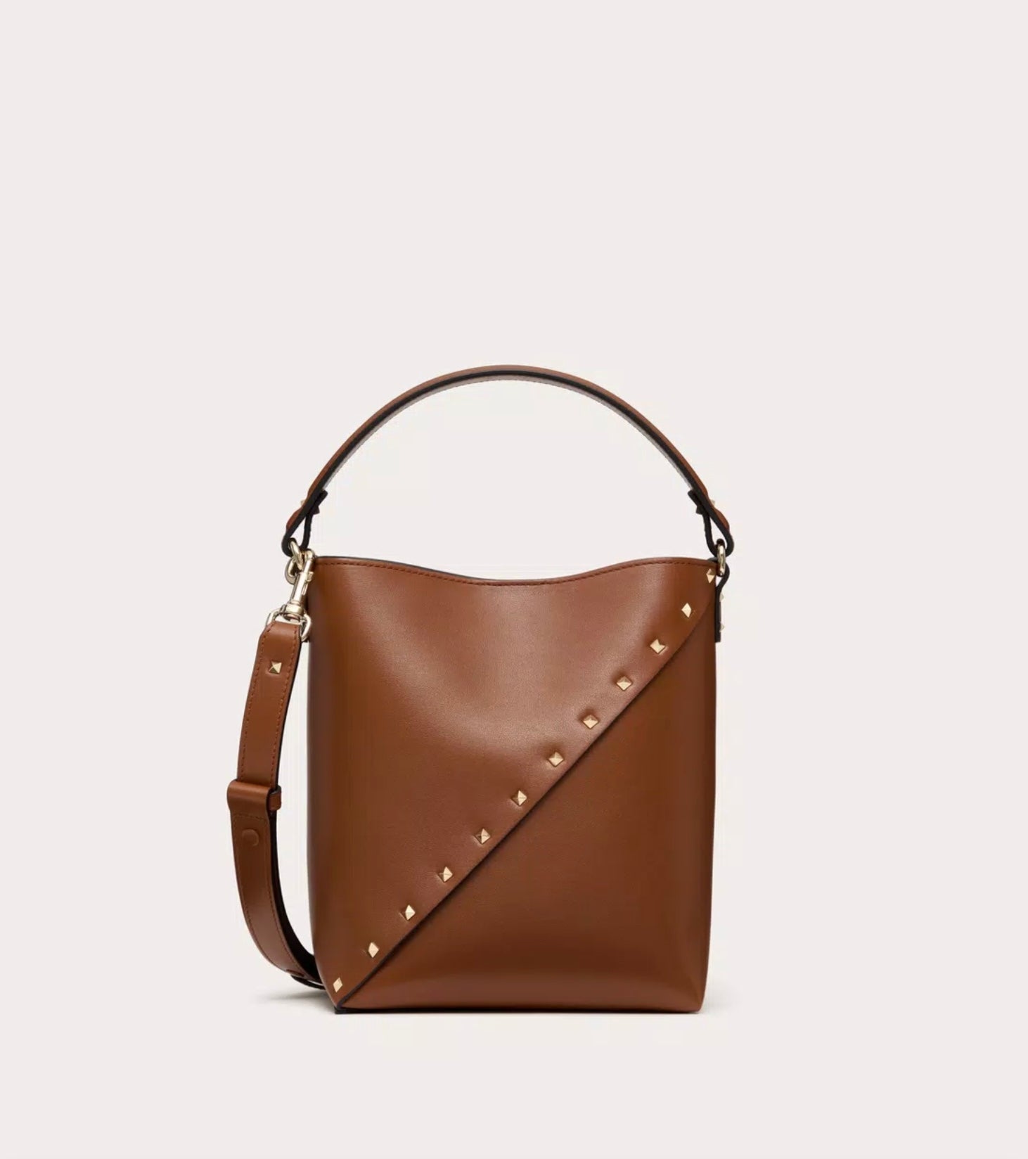 Valentino Garavani Valentino Garavani Rockstud Wispy Calfskin Bucket Bag