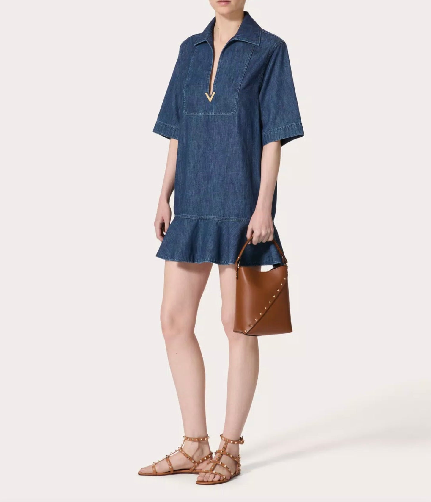 Valentino Garavani Valentino Garavani Rockstud Wispy Calfskin Bucket Bag