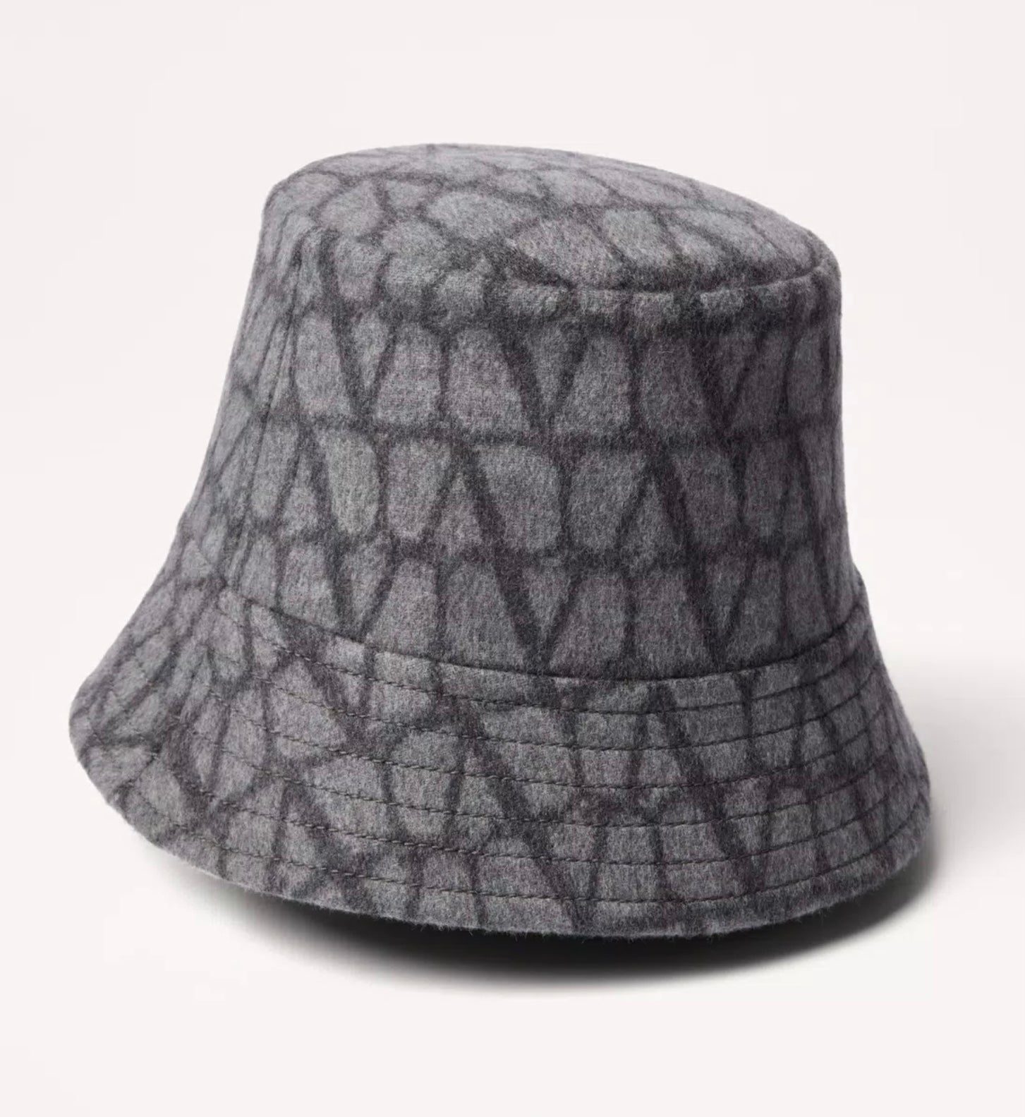 Valentino Toile Iconographe Reversible Bucket Hat