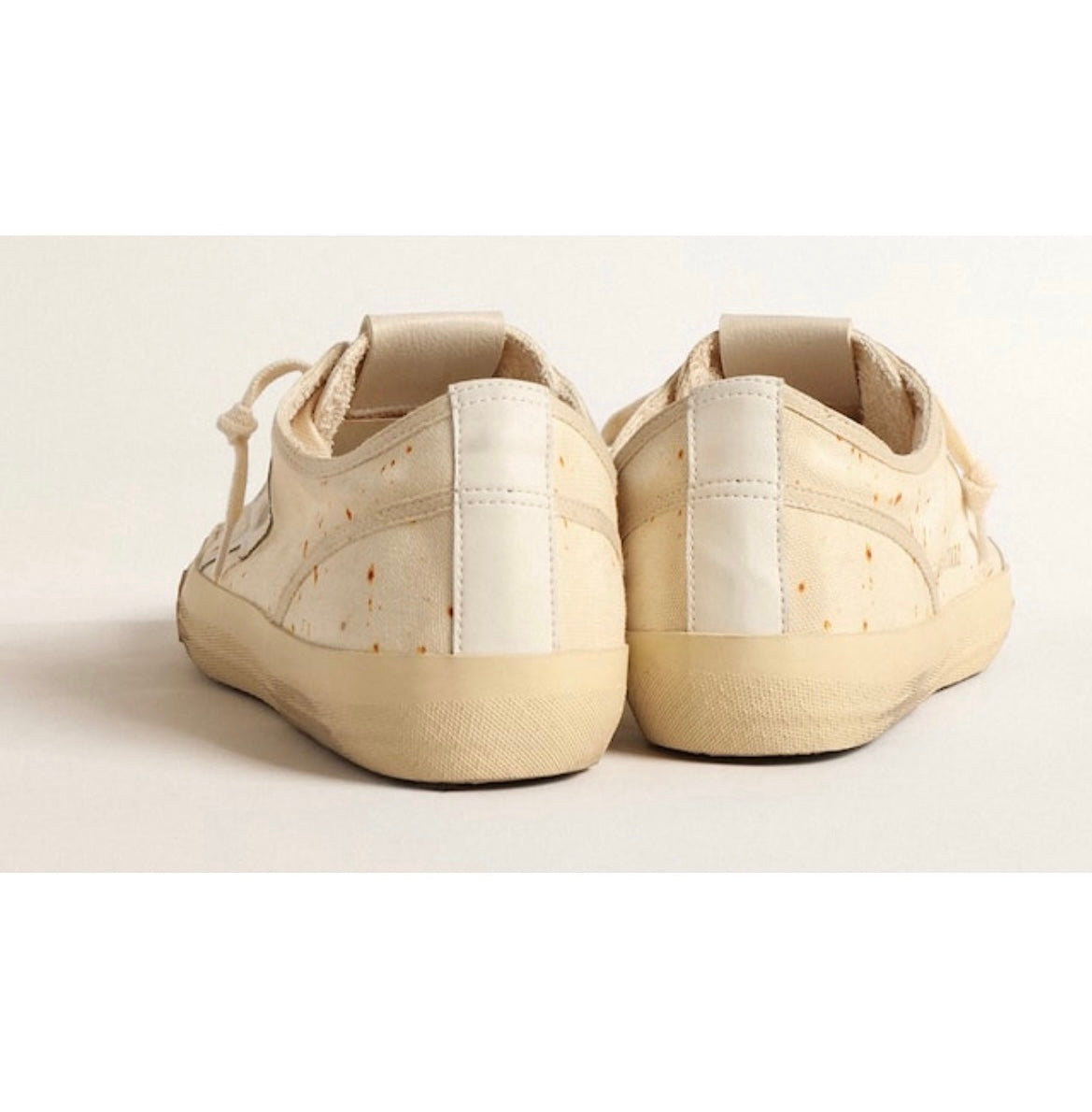 Golden Goose V Star 2 Sneakers