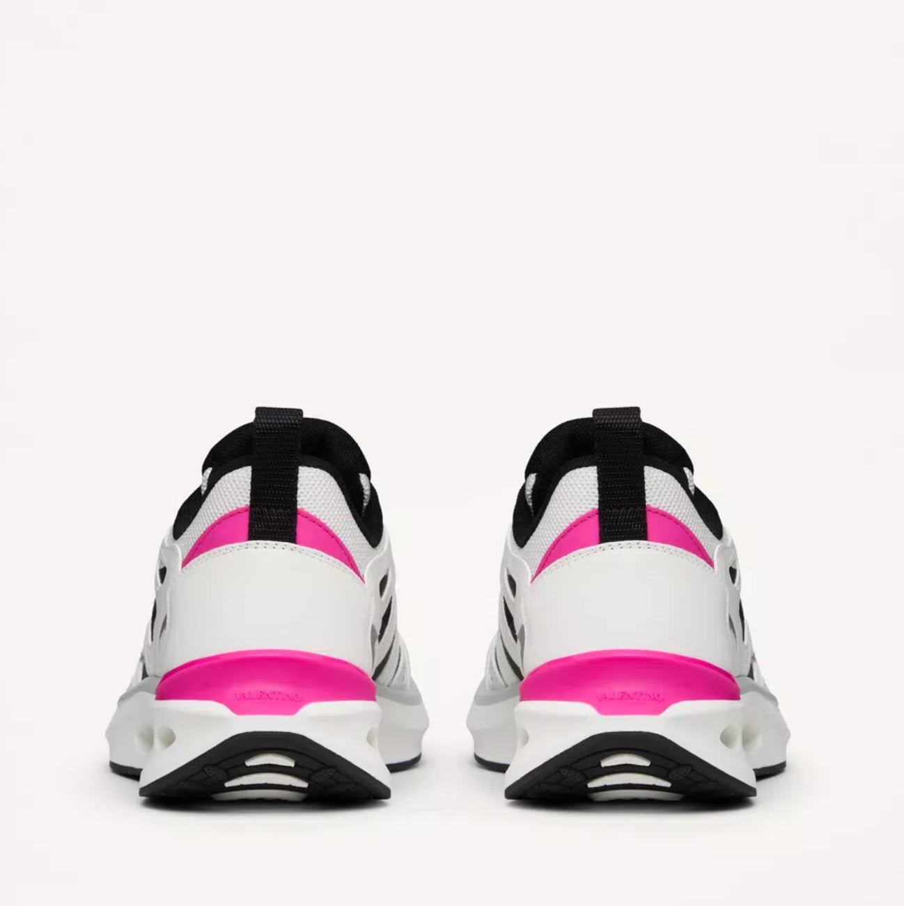 Valentino V-Logo Easy Jog Sneaker