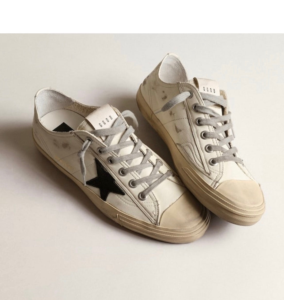 Golden Goose V-Star 2 Sneakers