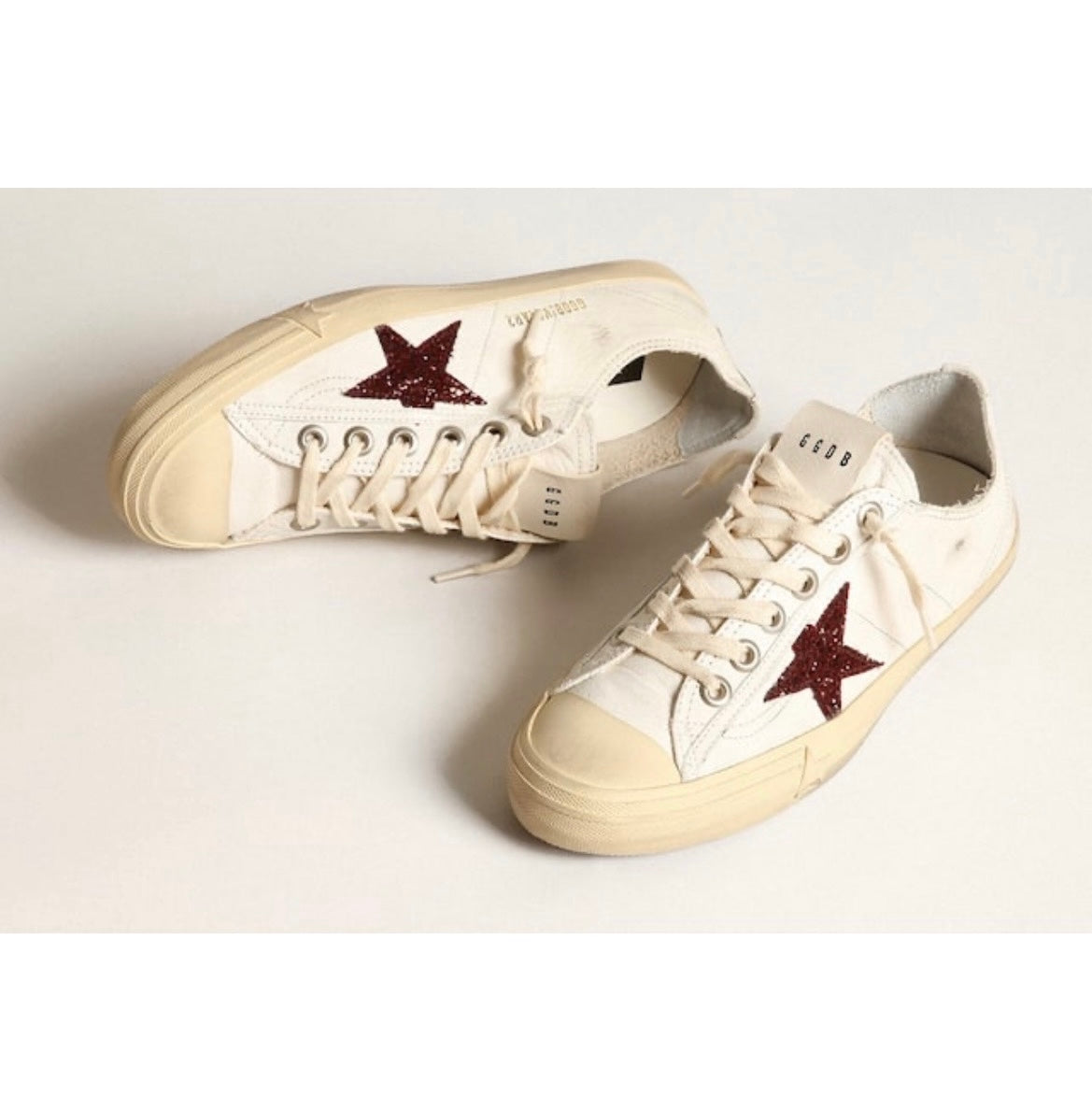 Golden Goose V-Star 2 Sneakers