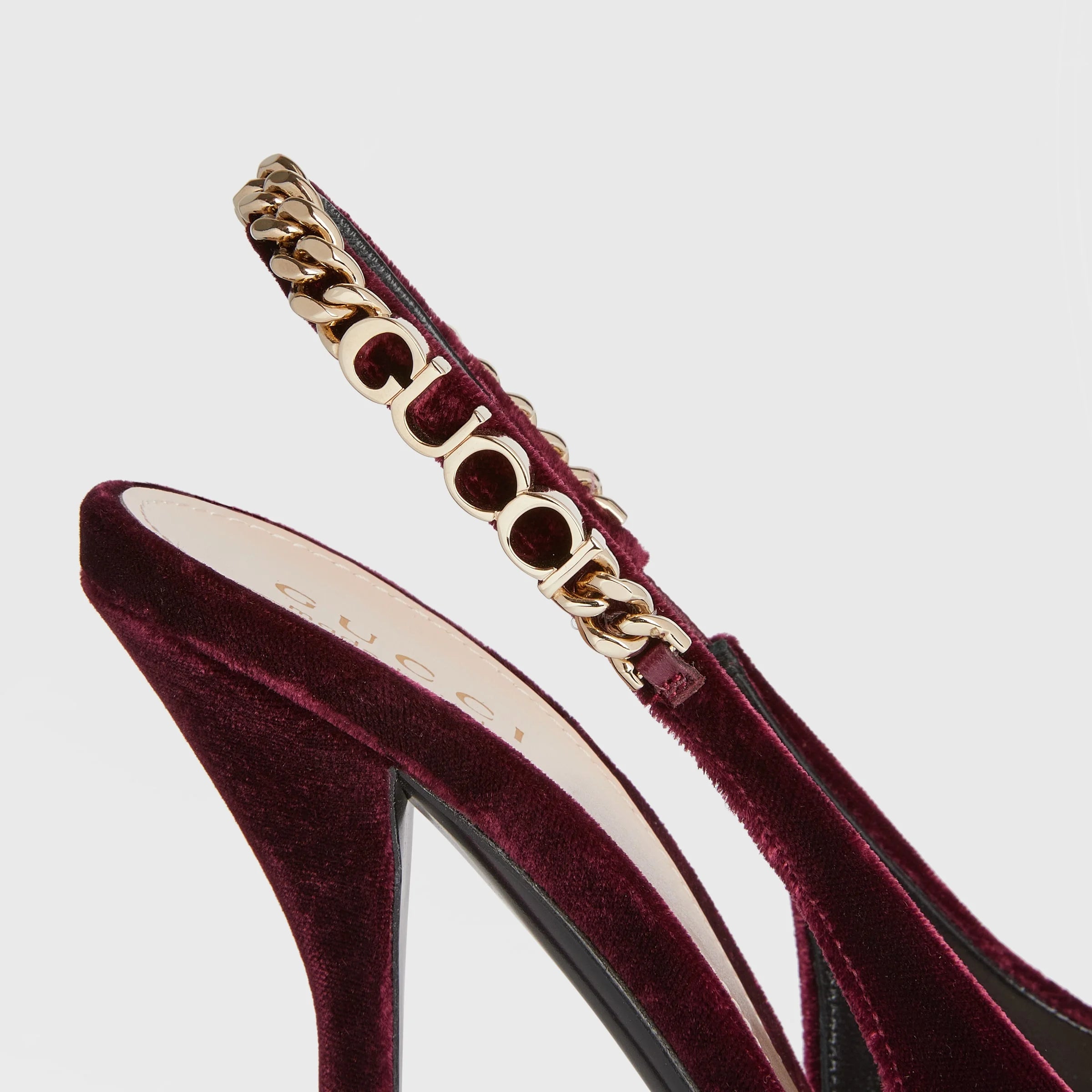 Gucci Signoria Velvet Slingback Pumps