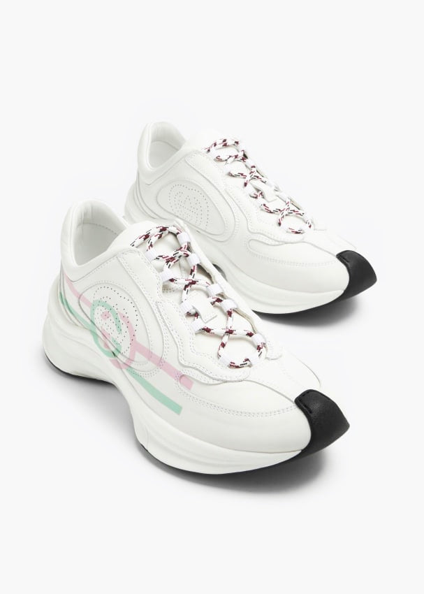 Gucci Interlocking G Run Sneakers