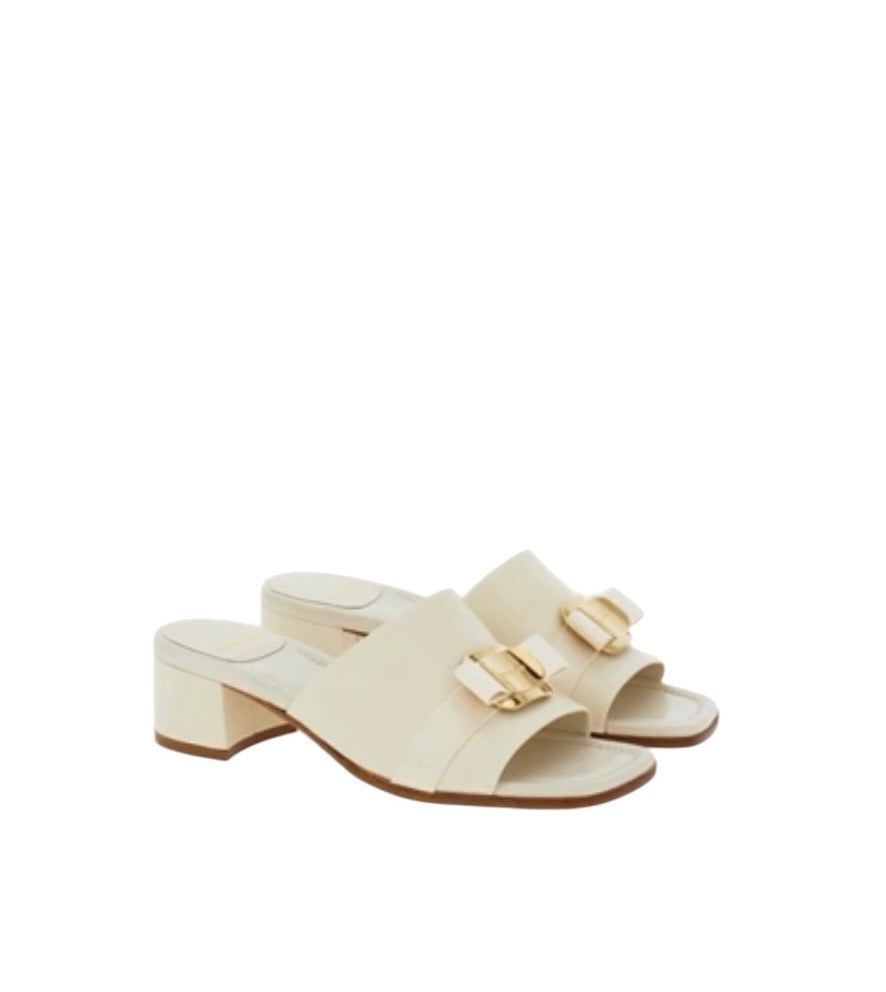 Ferragamo New Vara Plate Slide