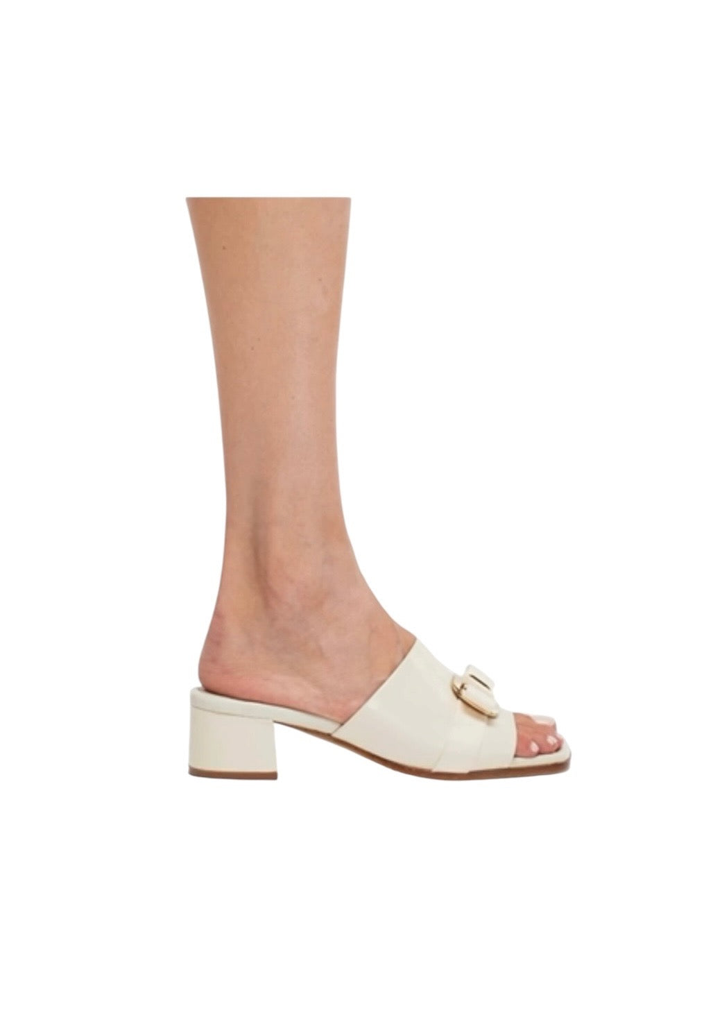 Ferragamo New Vara Plate Slide