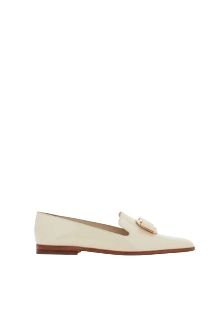 Ferragamo New Vara Plate Loafer