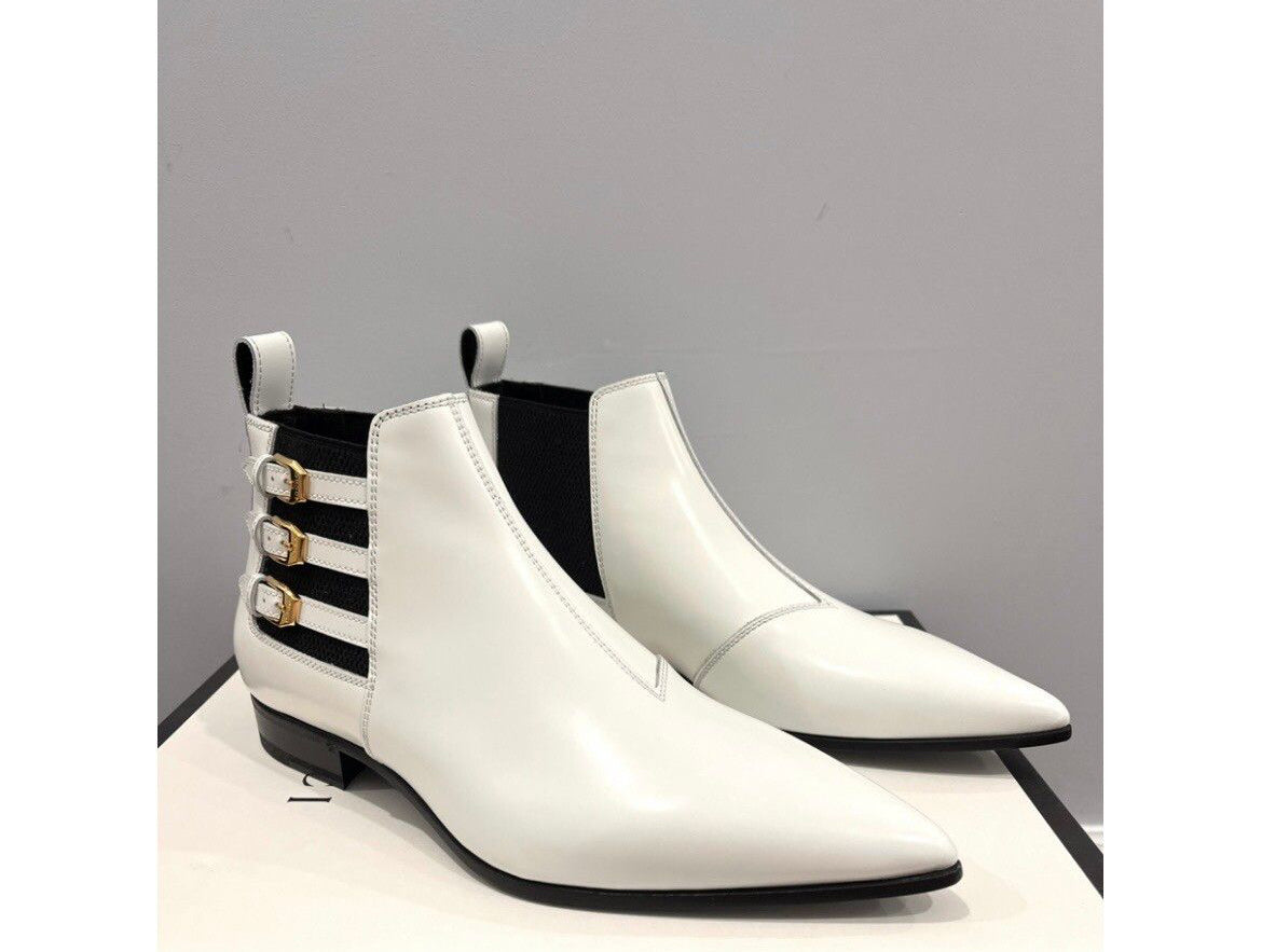 Gucci Buckle Pointed Toe leather Ankle Boots