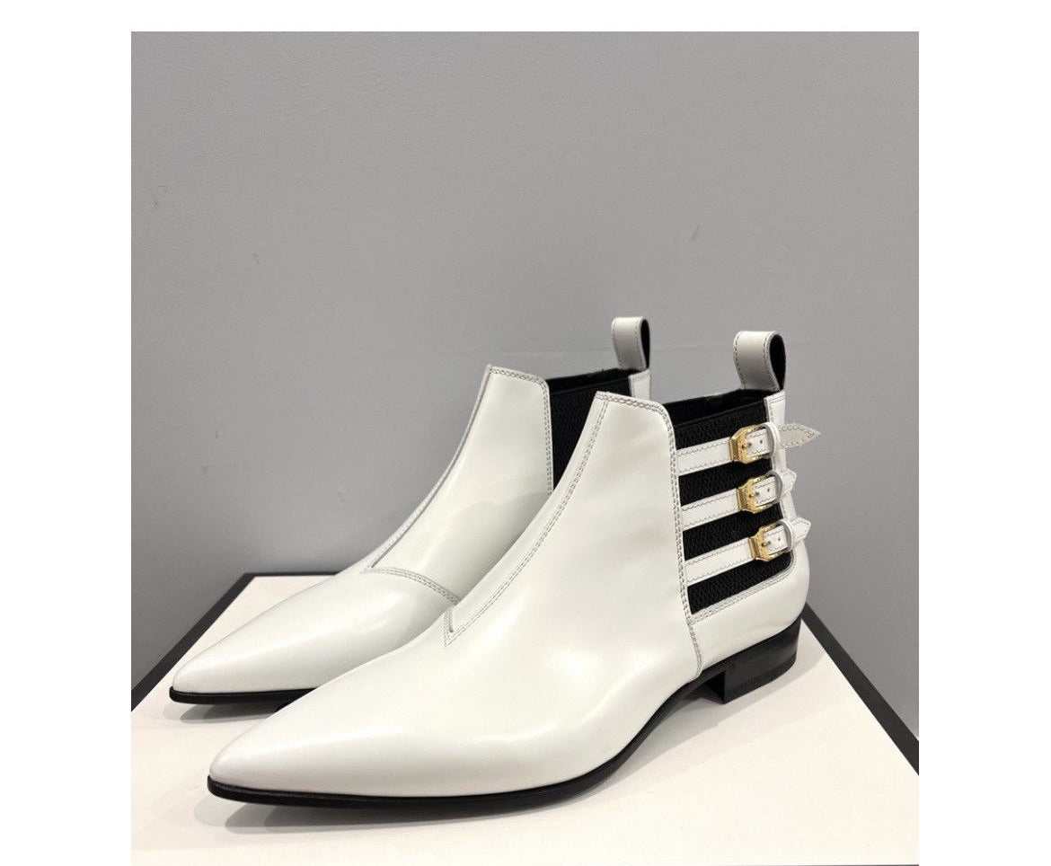 Gucci Buckle Pointed Toe leather Ankle Boots