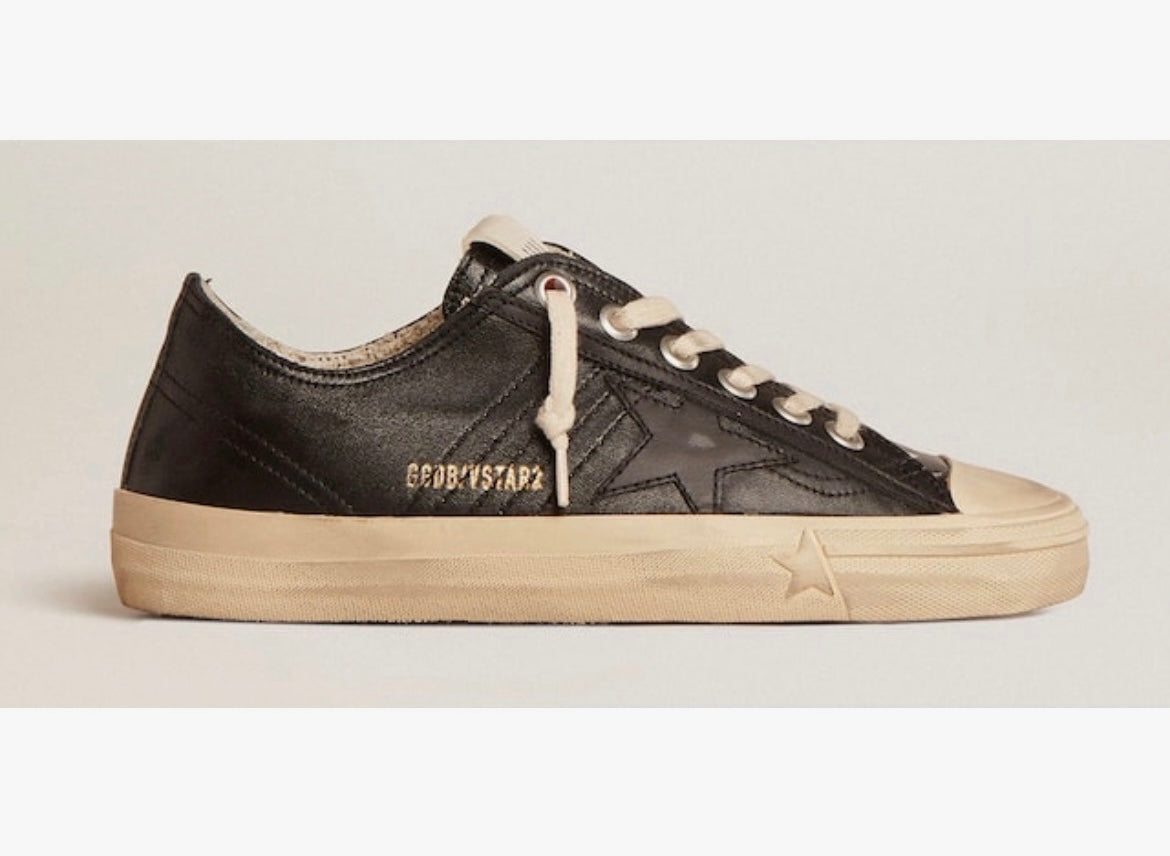 Golden Goose V Star 2 Sneakers
