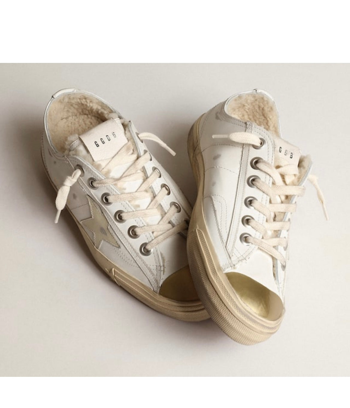 Golden Goose V Star 2 Sneakers