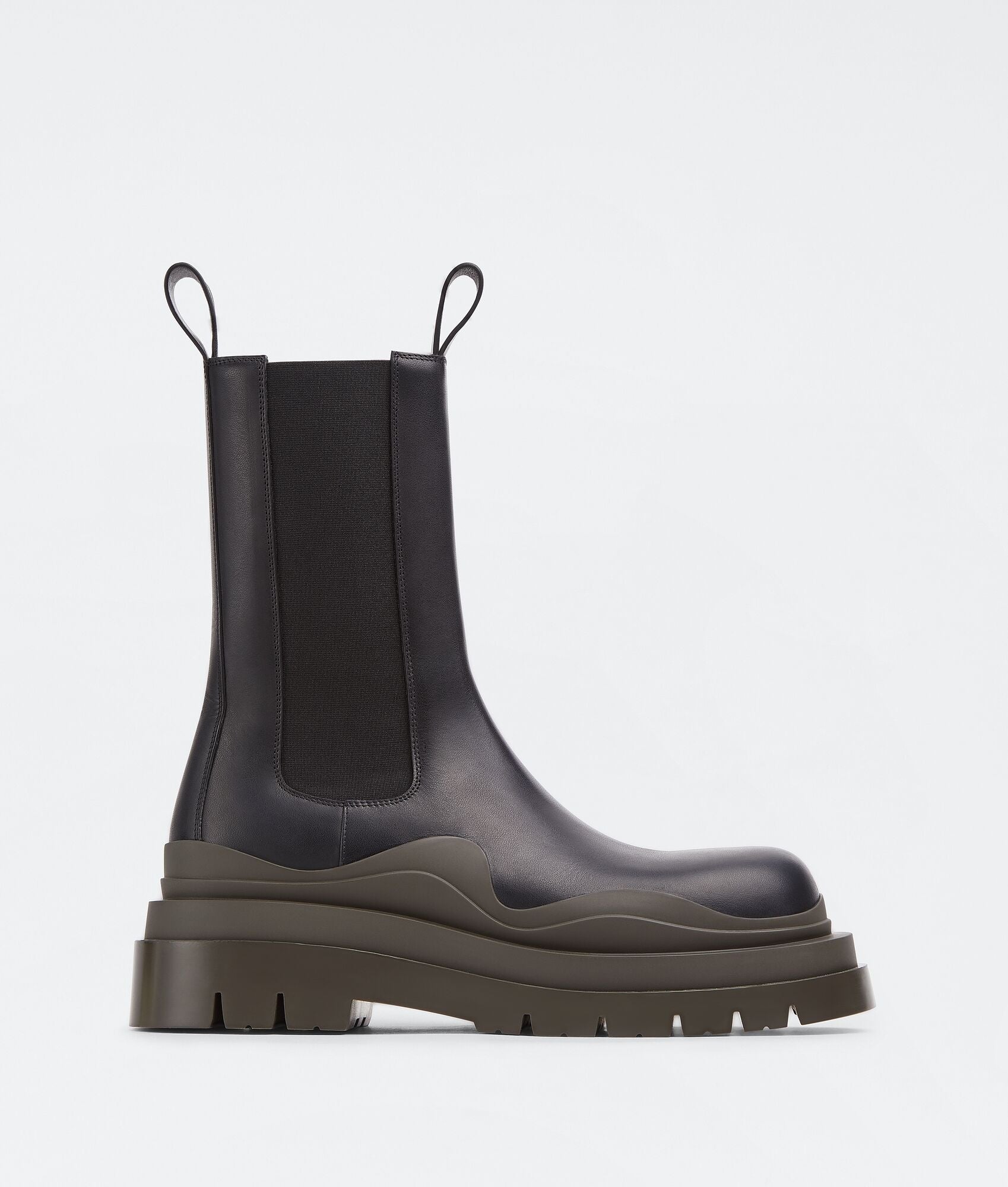 Bottega Veneta Tire Chelsea Boots