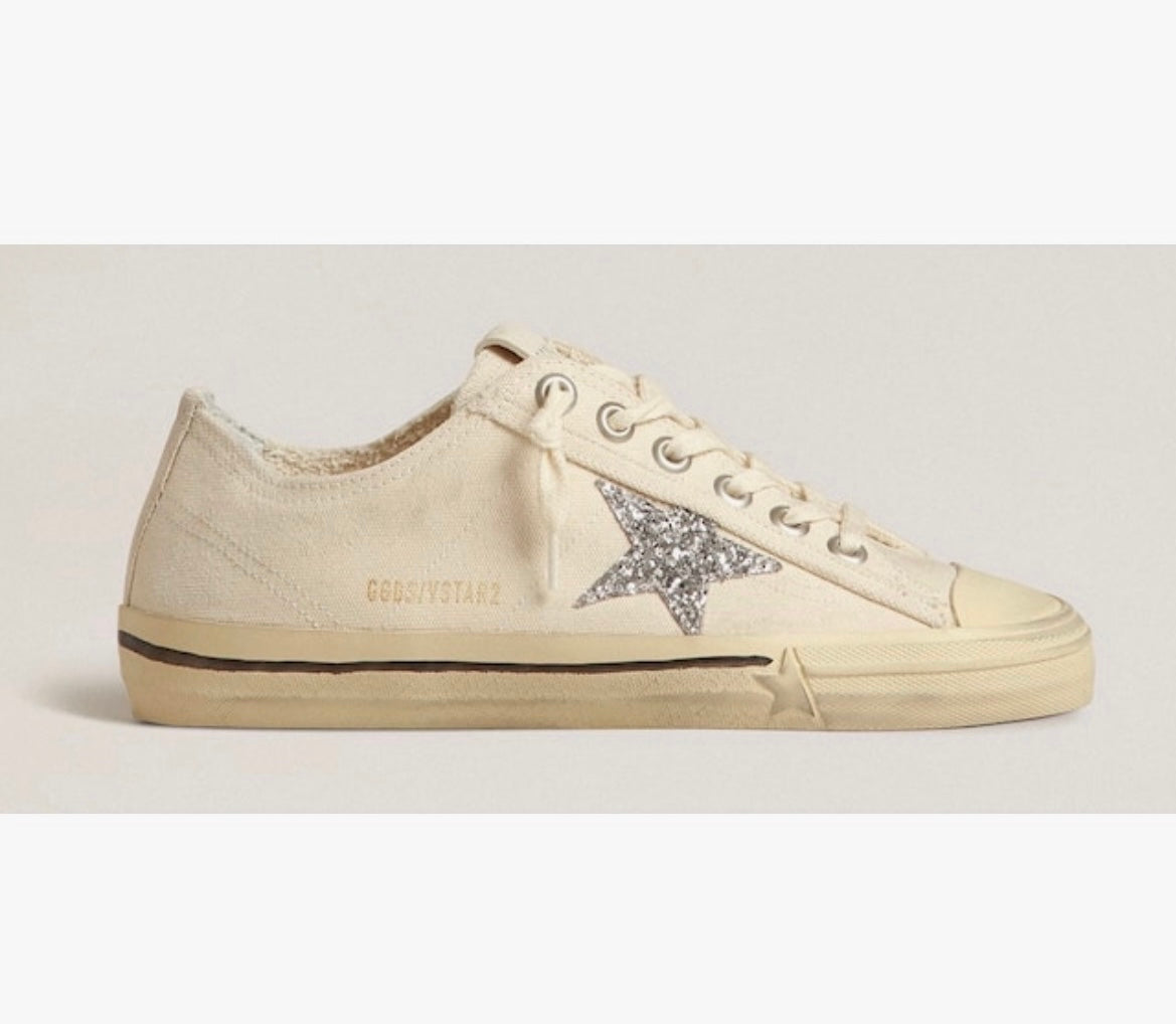 Golden Goose V Star 2 Sneakers