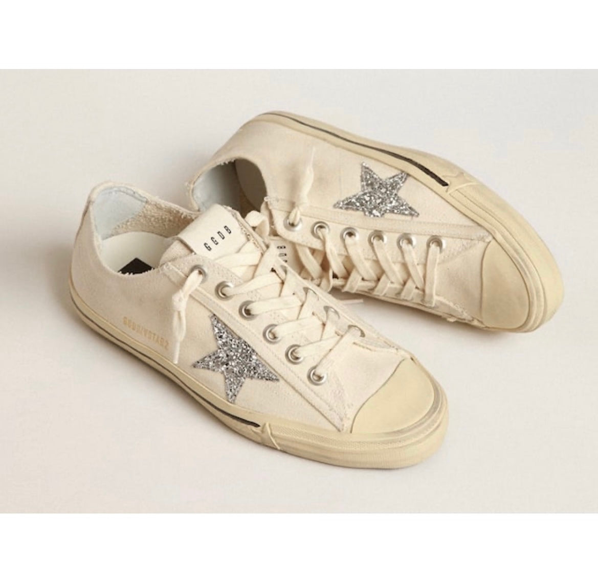 Golden Goose V Star 2 Sneakers