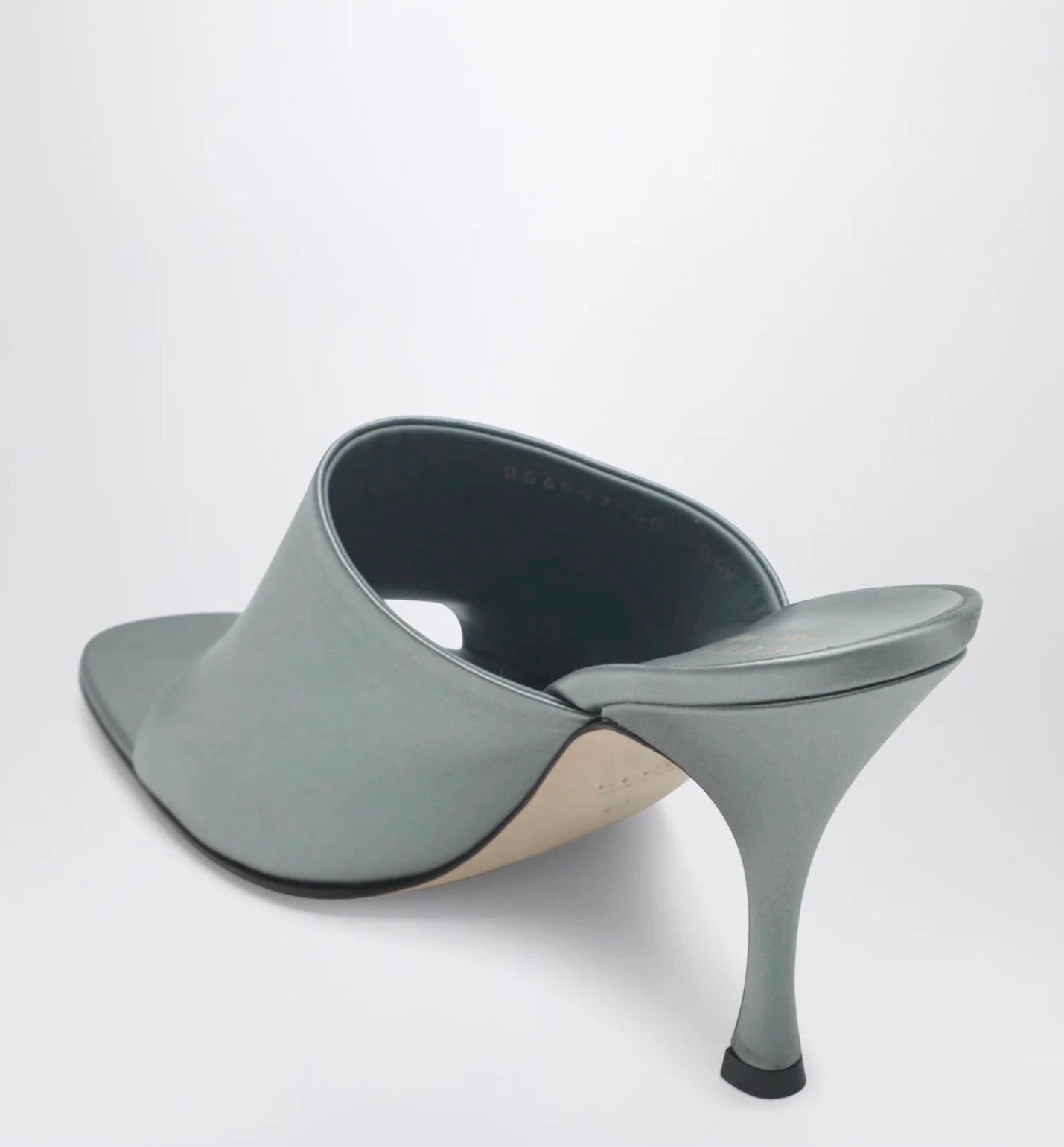 Gucci Ocean Slider Sandal (120)