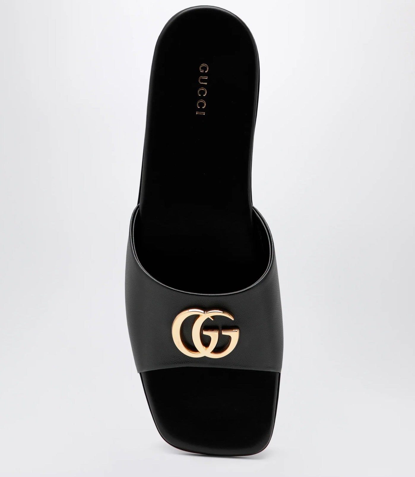 Gucci GG Slide Sandal (120)