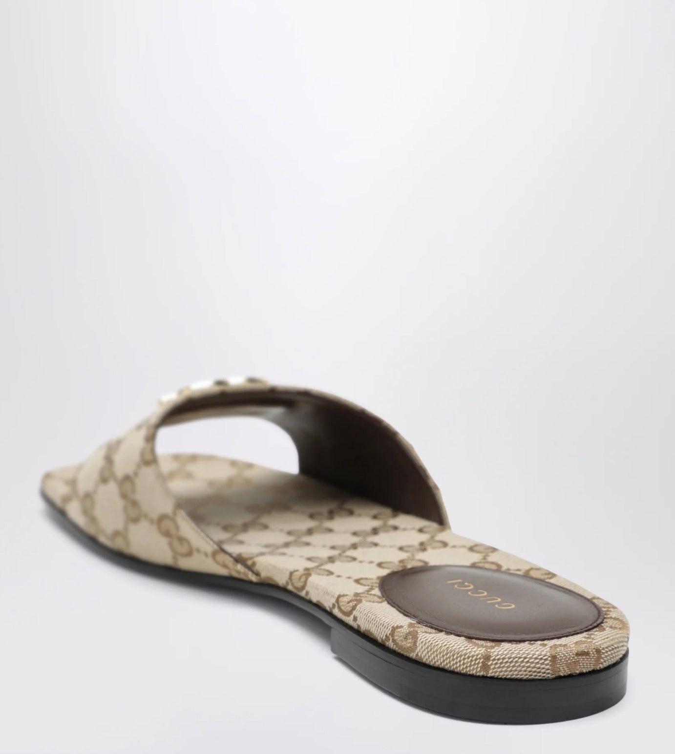 Gucci GG Slide Sandal (120)