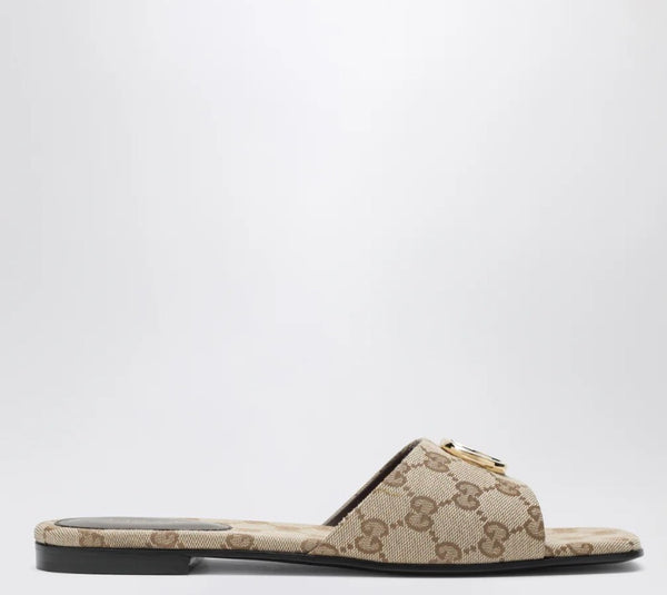 Gucci GG Slide Sandal (120)