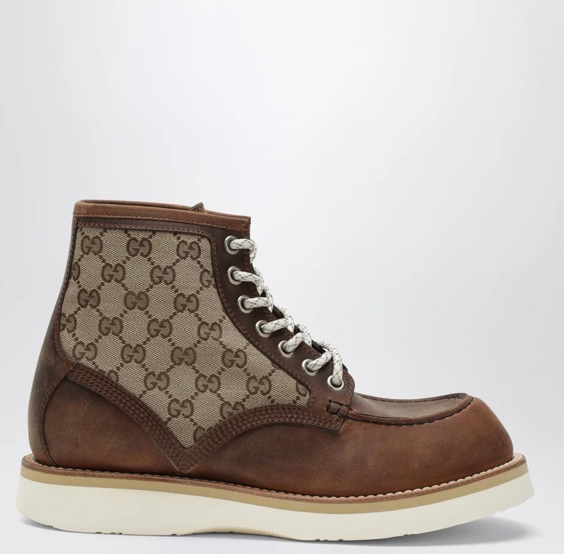 Gucci GG Laced Ankle Boots (120)