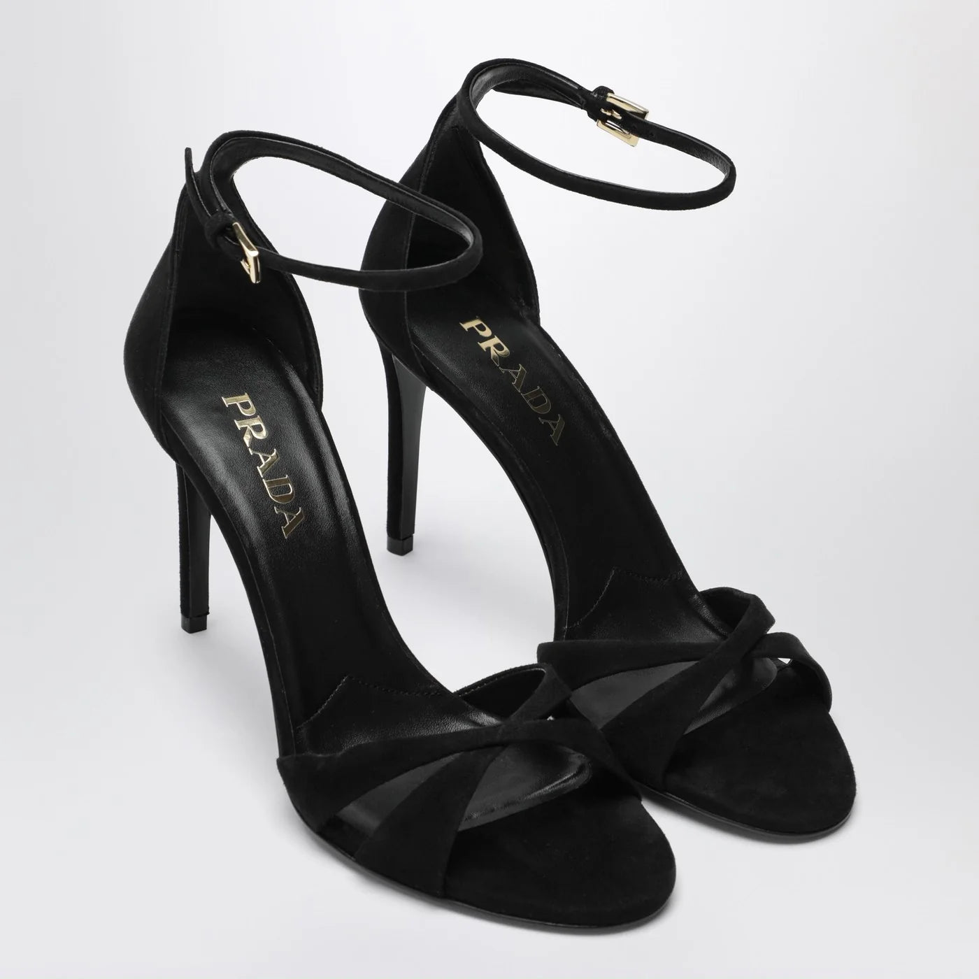 Prada Velvet Pump (120)