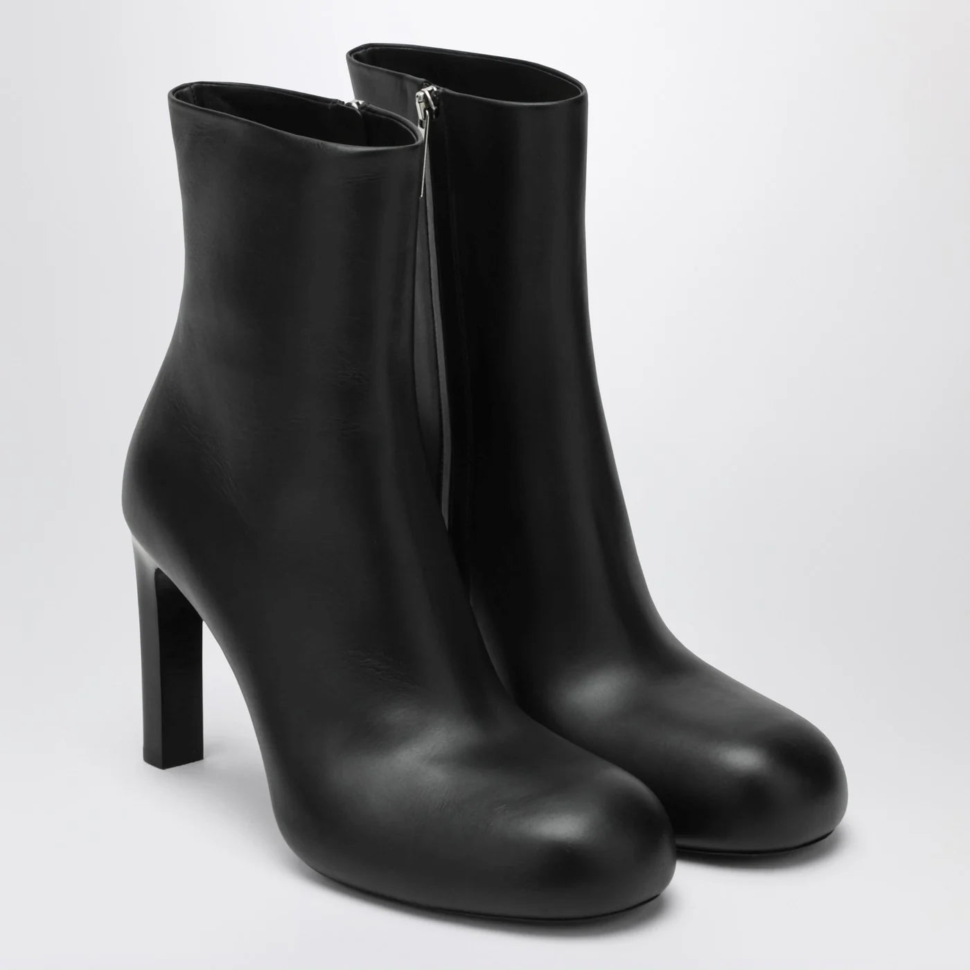 Balenciaga Fargo Ankle Boot (120)