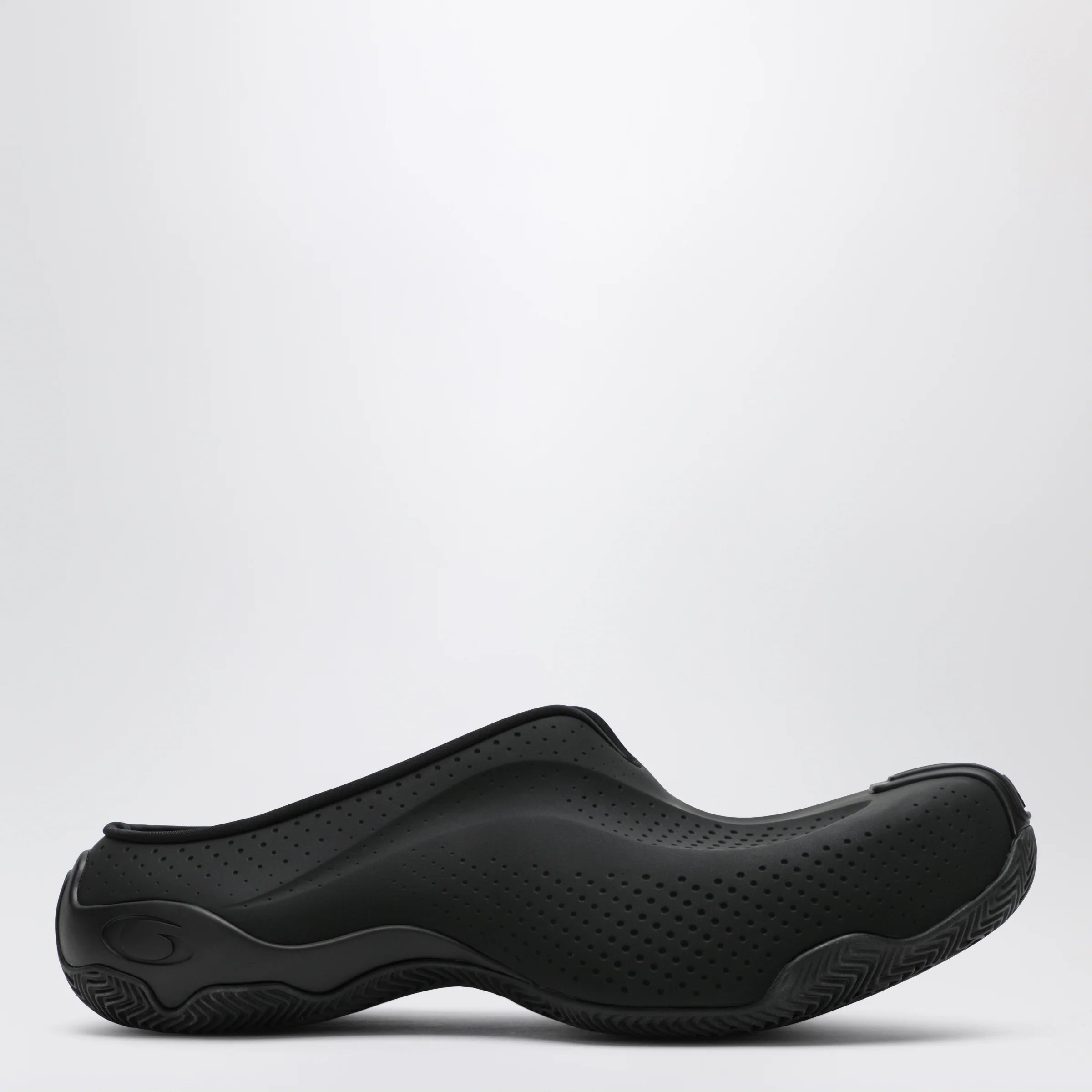 Balenciaga Slip-on Sneakers (120)