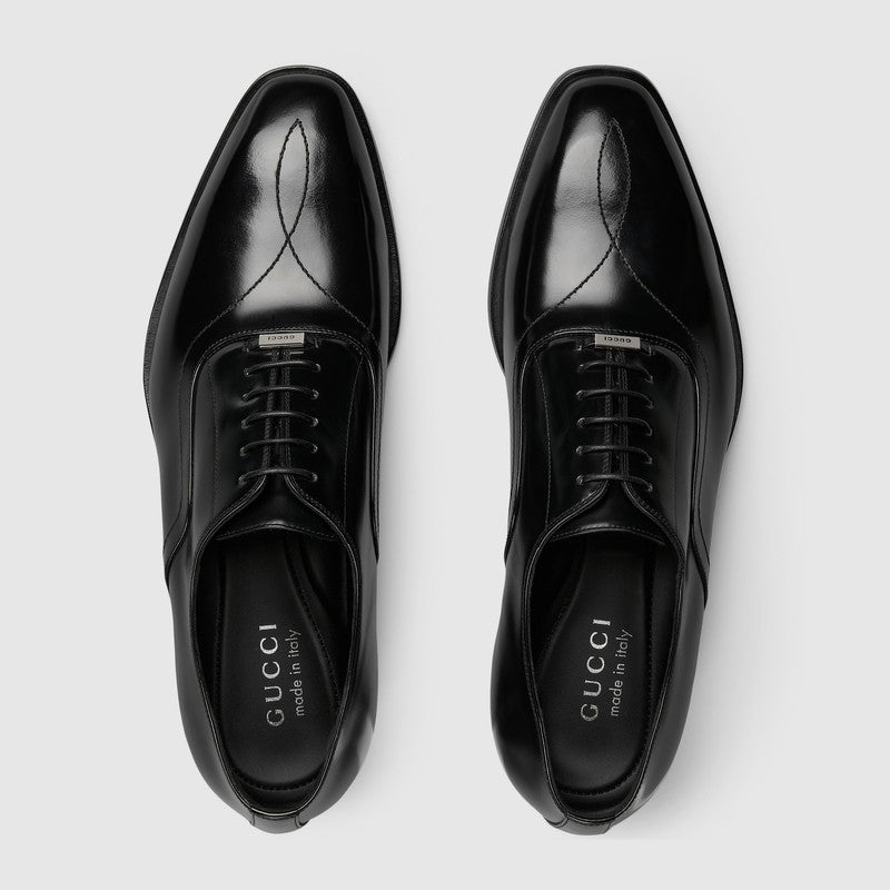 Gucci Topstitch Lace Up Shoe