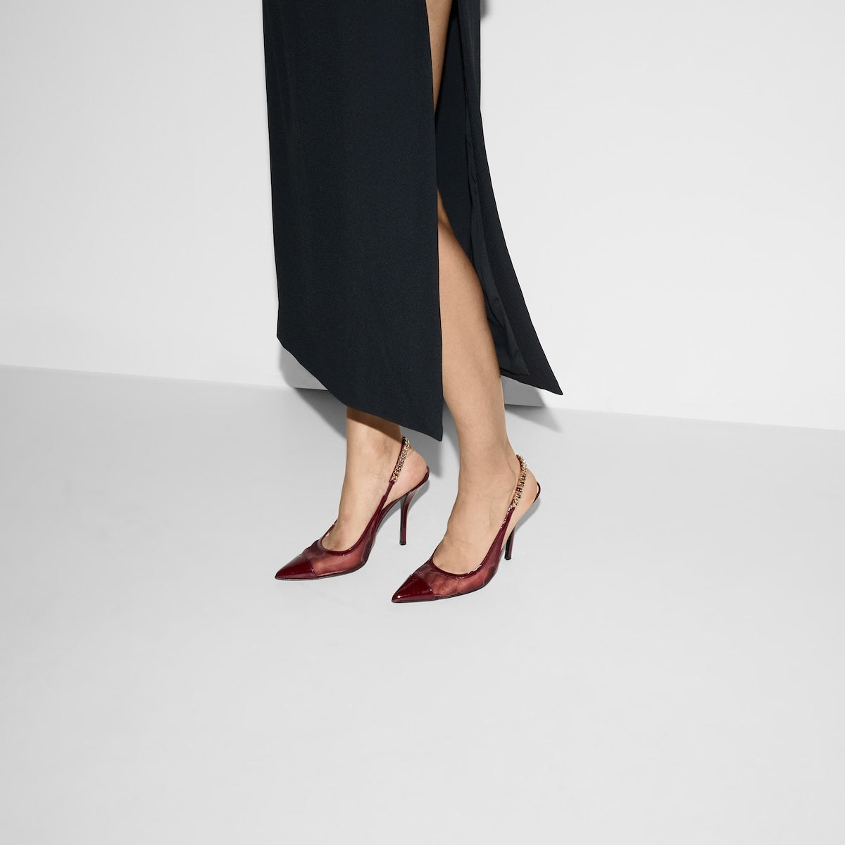 Gucci Signoria Slingback Pumps
