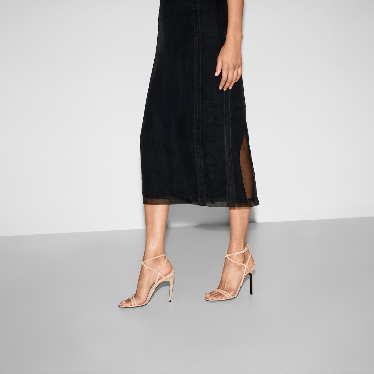 Gucci Knot Detail Strappy Sandals