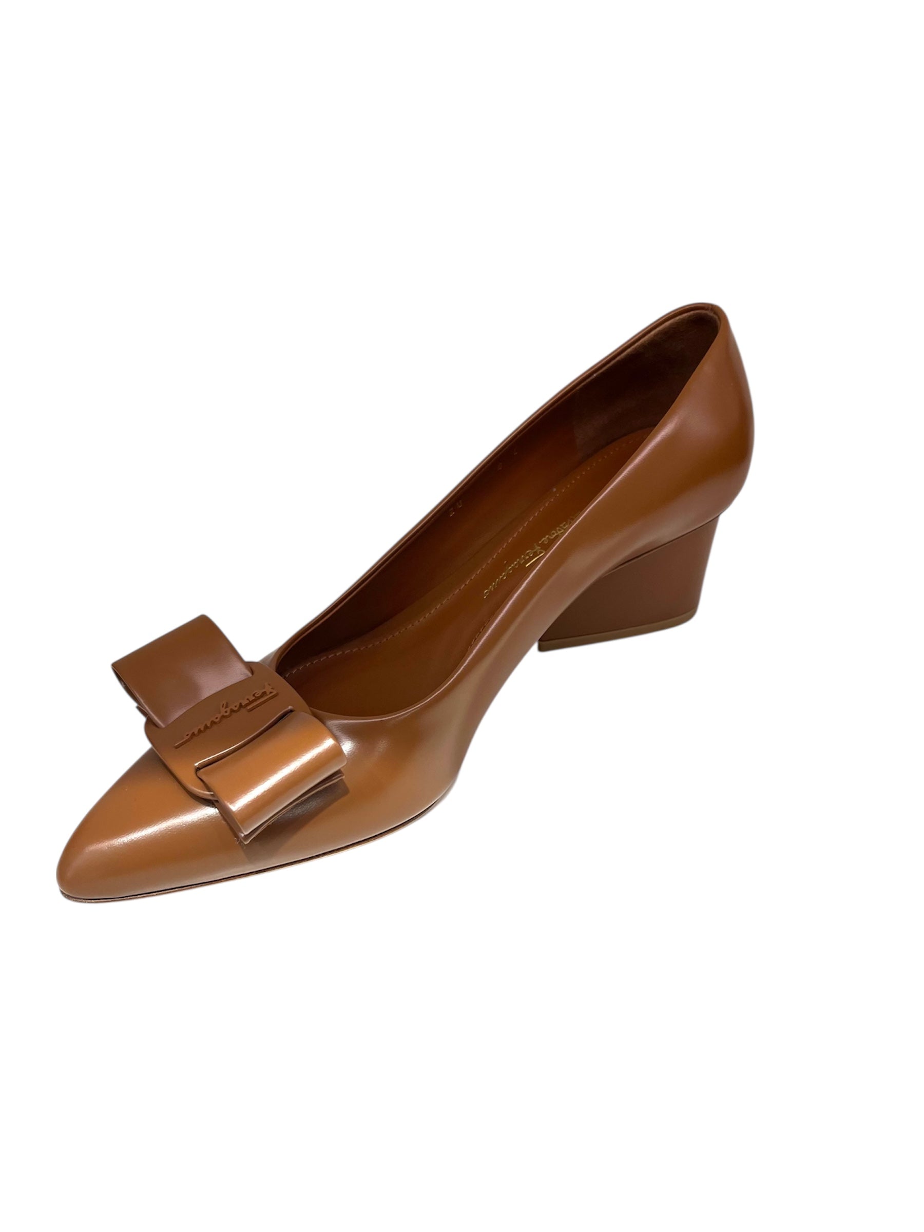 Ferragamo Bow Leather Pumps